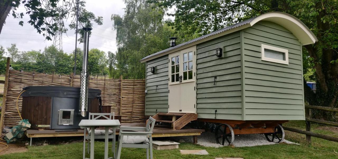 Romantic Shepherds Hut With Stunning Sunsets Hollingbourne Экстерьер фото